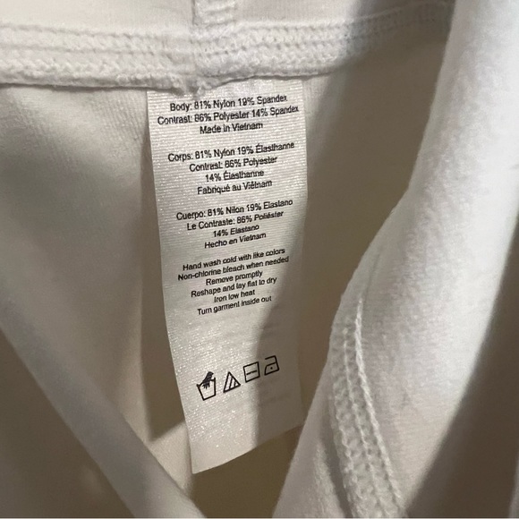 Alo Shelia Legging with Mesh Detail - Picture 4 of 7